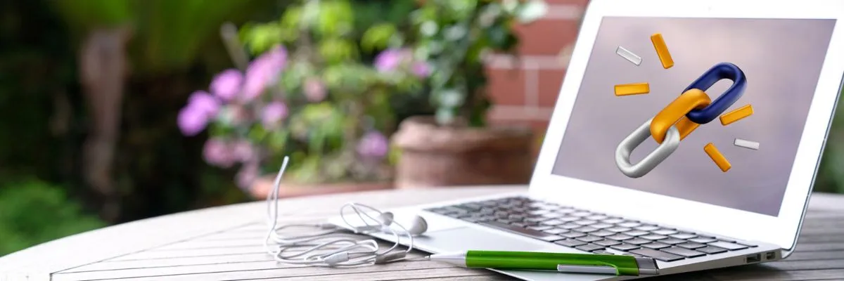 laptop with links on it